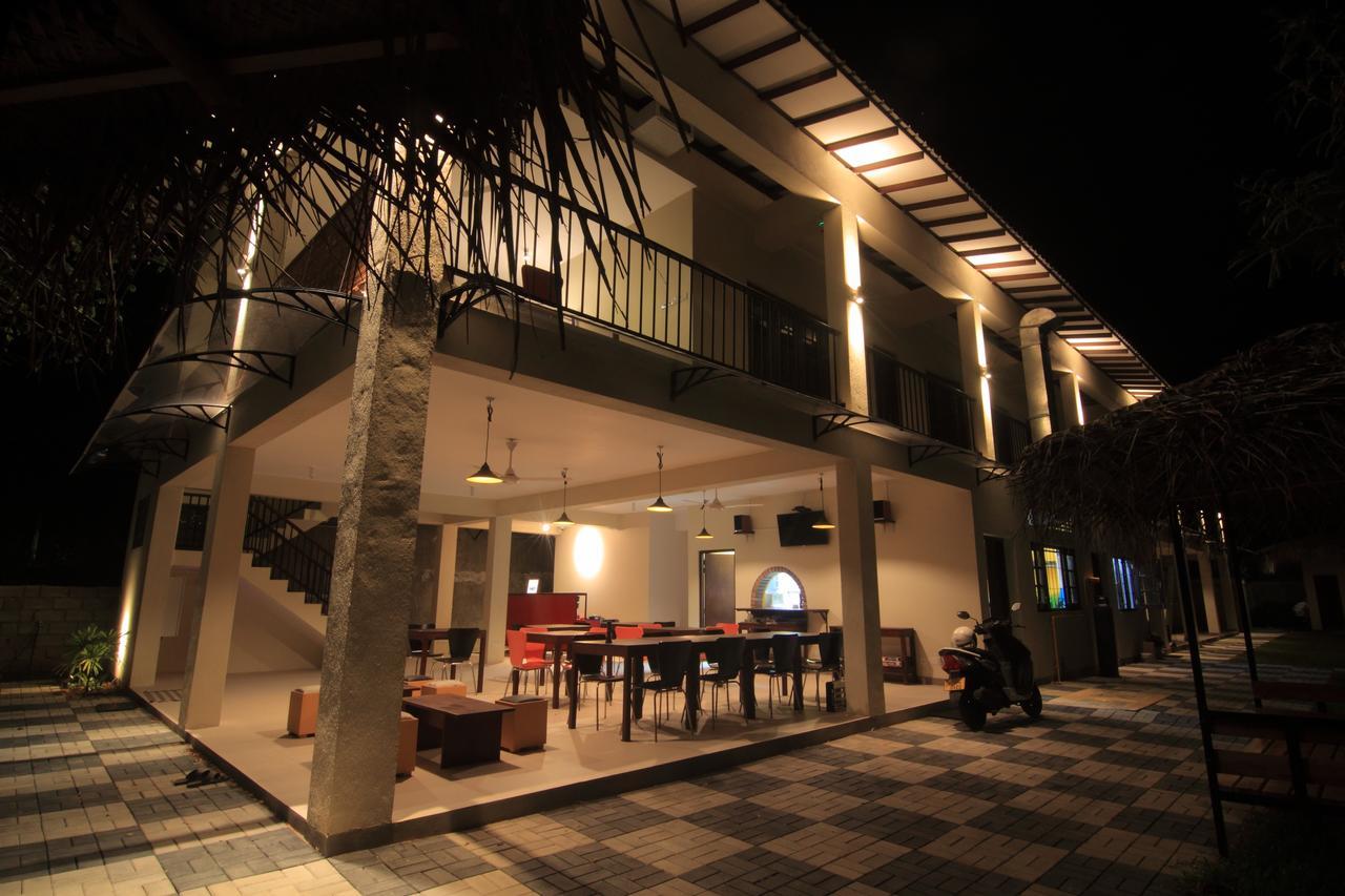Jj'S Hostel Mirissa Εξωτερικό φωτογραφία